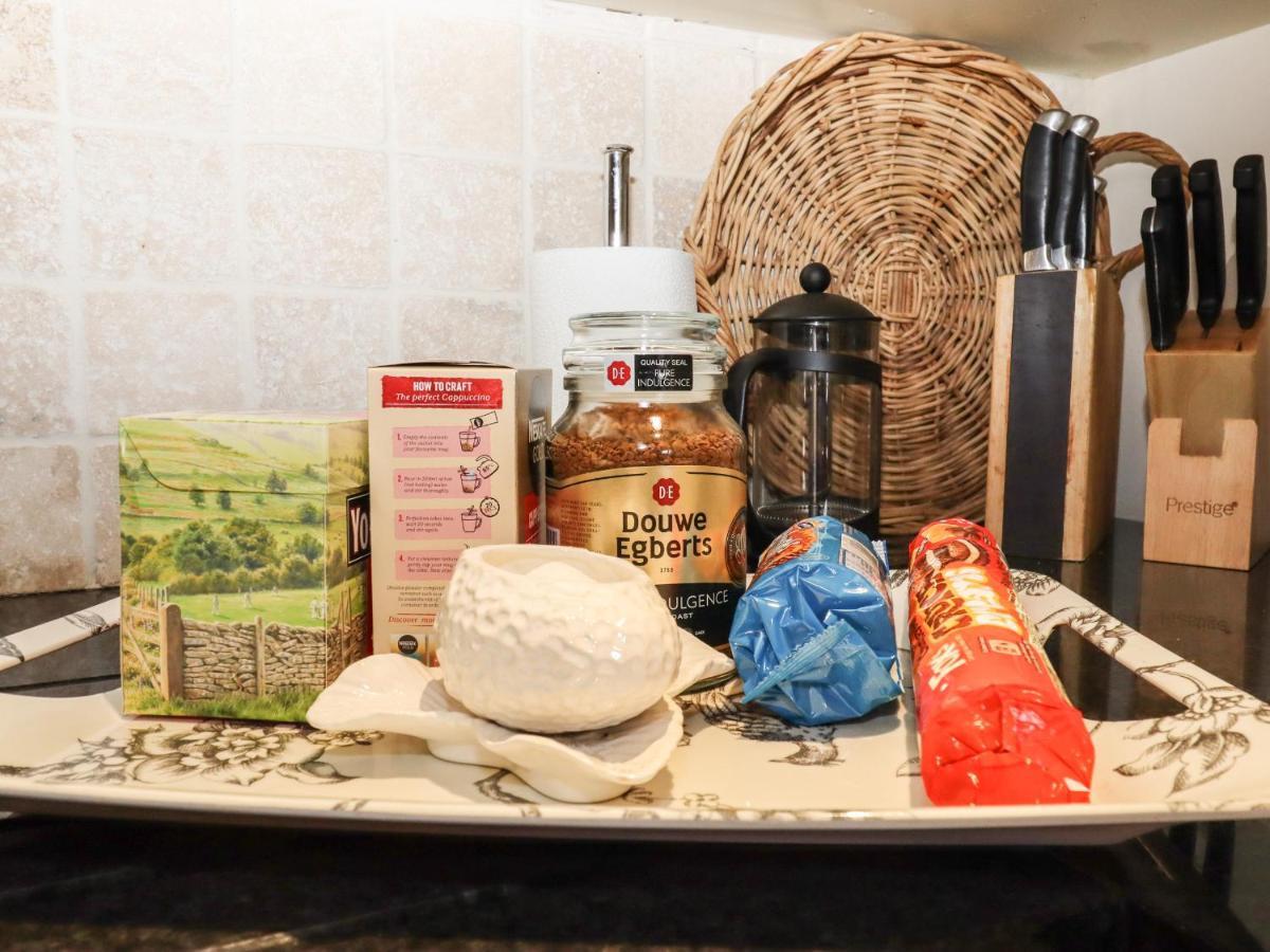 Honeysuckle Farmhouse Тарпорли Екстериор снимка